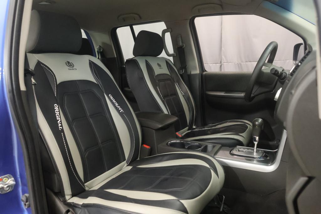 Nissan Navara vaihtoauto