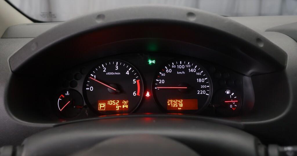 Nissan Navara vaihtoauto