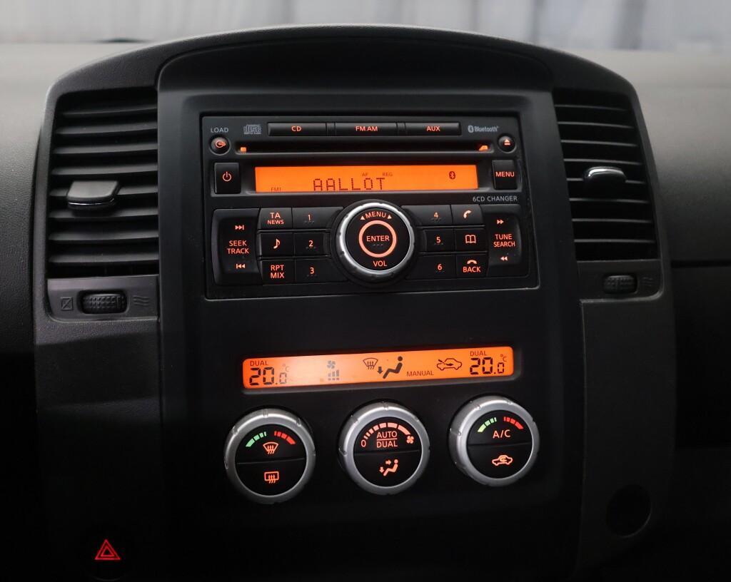 Nissan Navara vaihtoauto