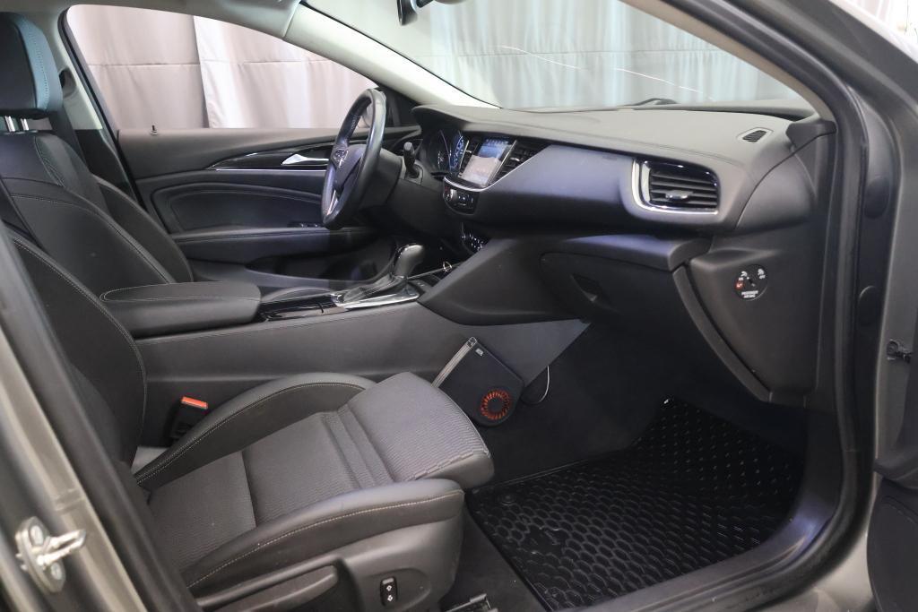 Opel Insignia vaihtoauto