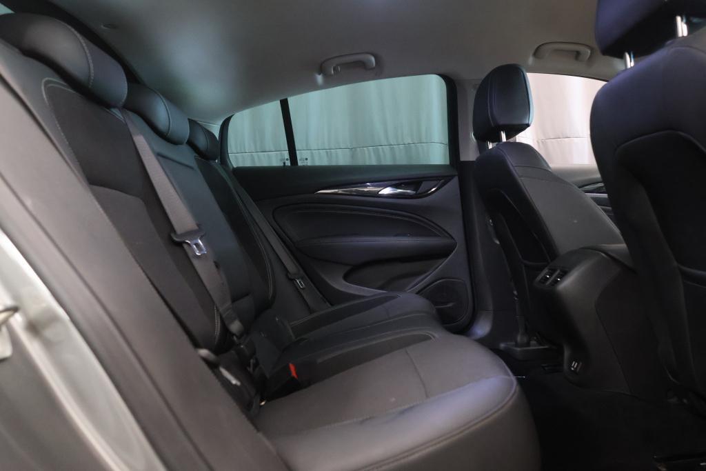 Opel Insignia vaihtoauto