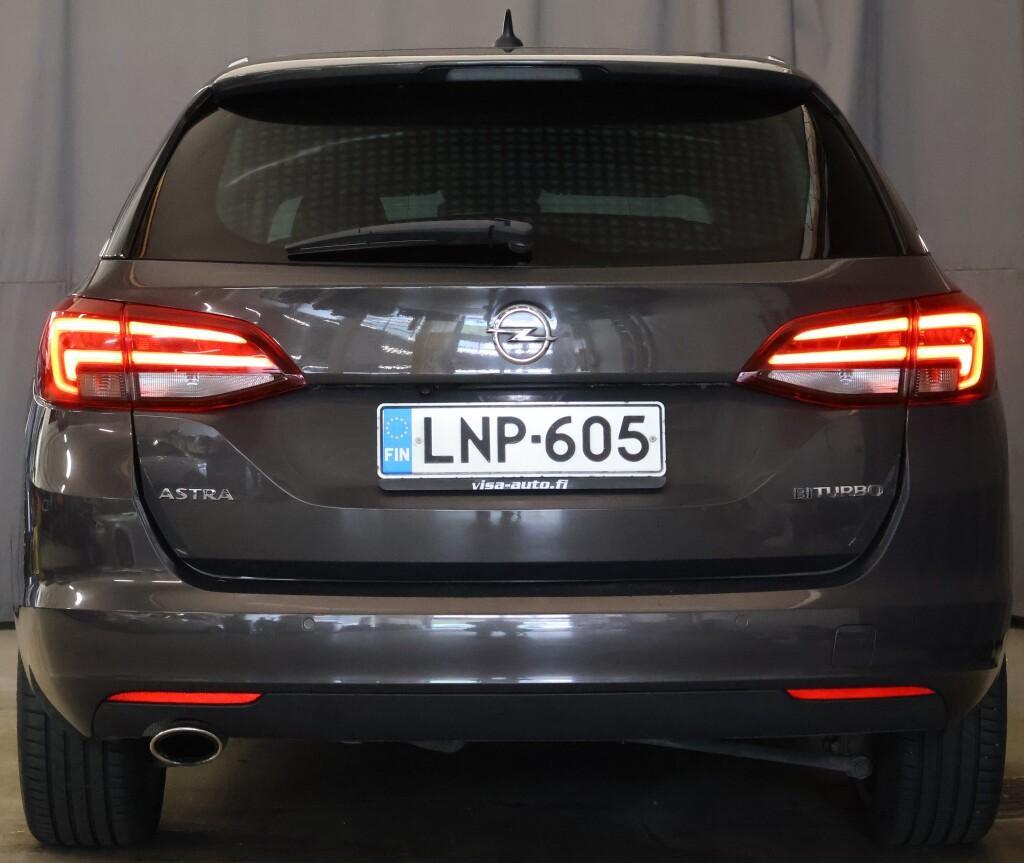 Opel Astra vaihtoauto