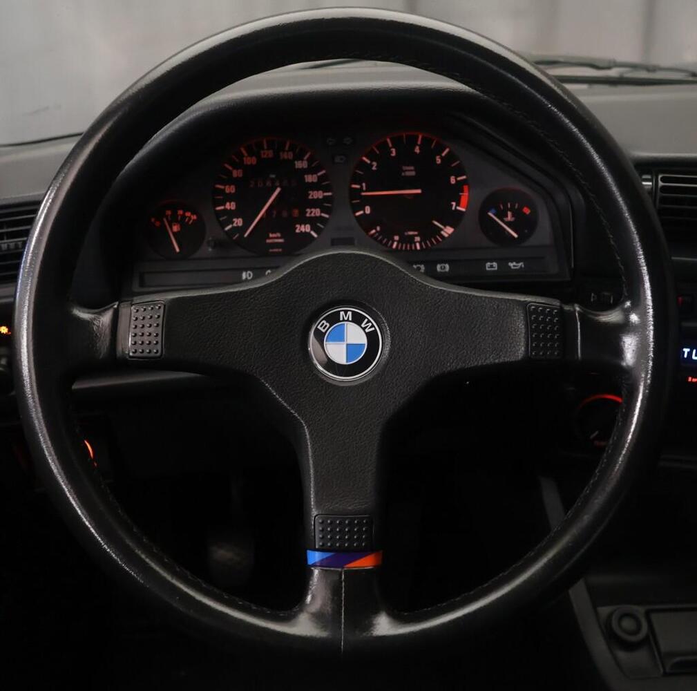 BMW 318 vaihtoauto