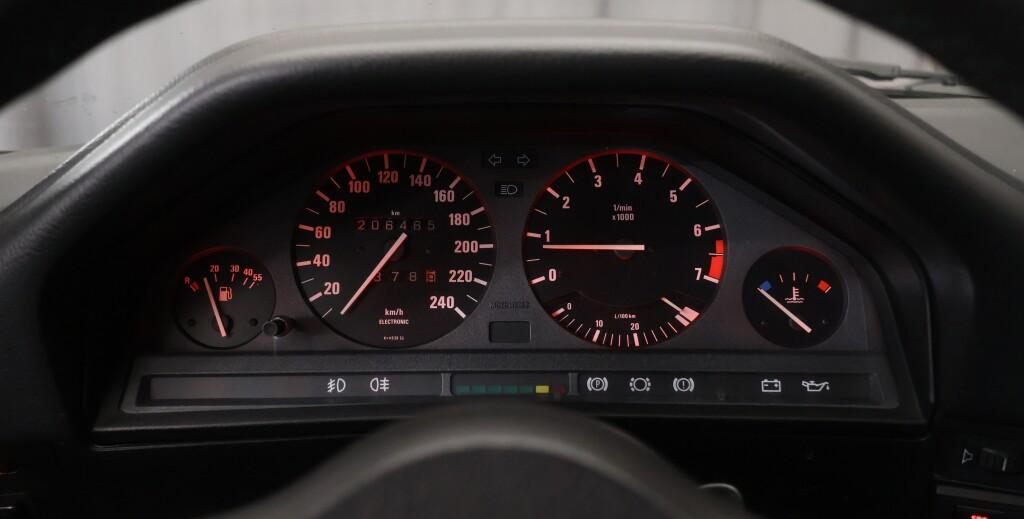 BMW 318 vaihtoauto