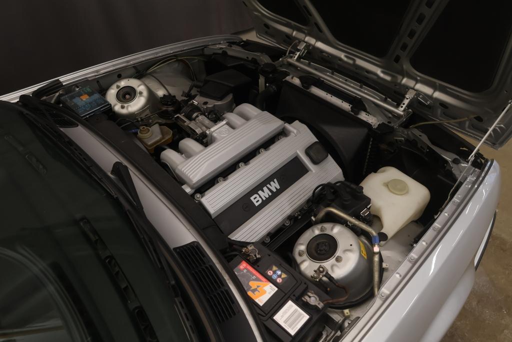 BMW 318 vaihtoauto