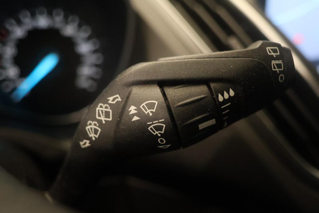 Ford C-MAX vaihtoauto