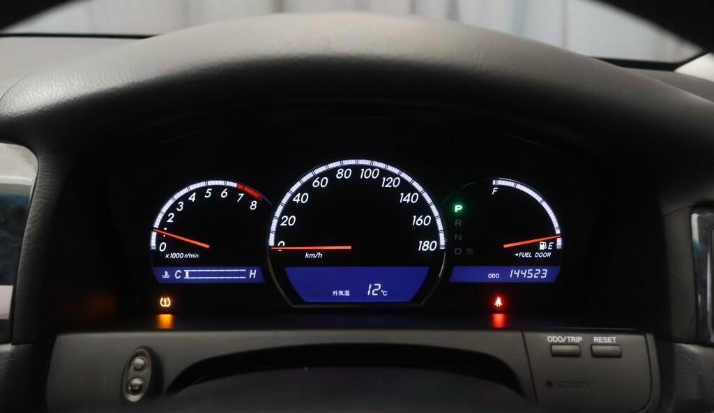 Toyota Crown vaihtoauto