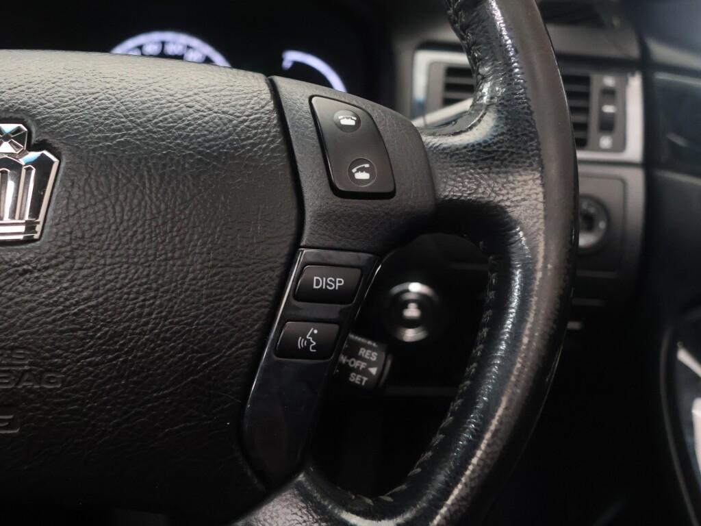 Toyota Crown vaihtoauto