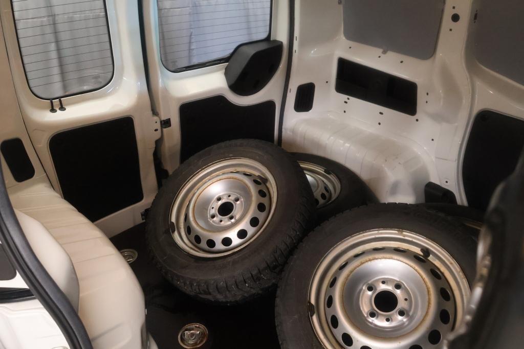 Fiat Fiorino vaihtoauto