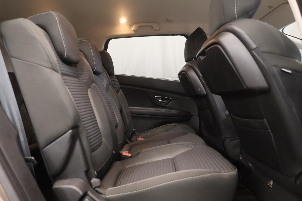 Renault Grand Scénic vaihtoauto