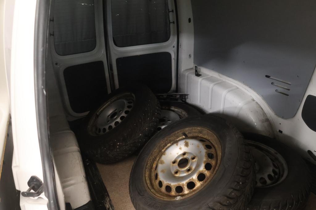Volkswagen Caddy Maxi vaihtoauto