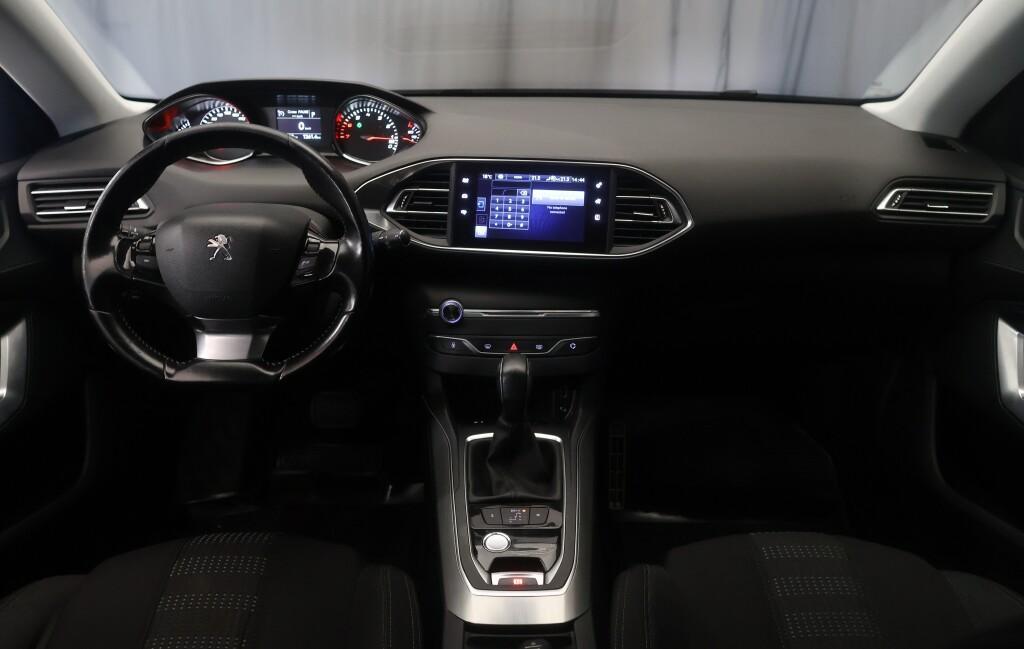 Peugeot 308 vaihtoauto