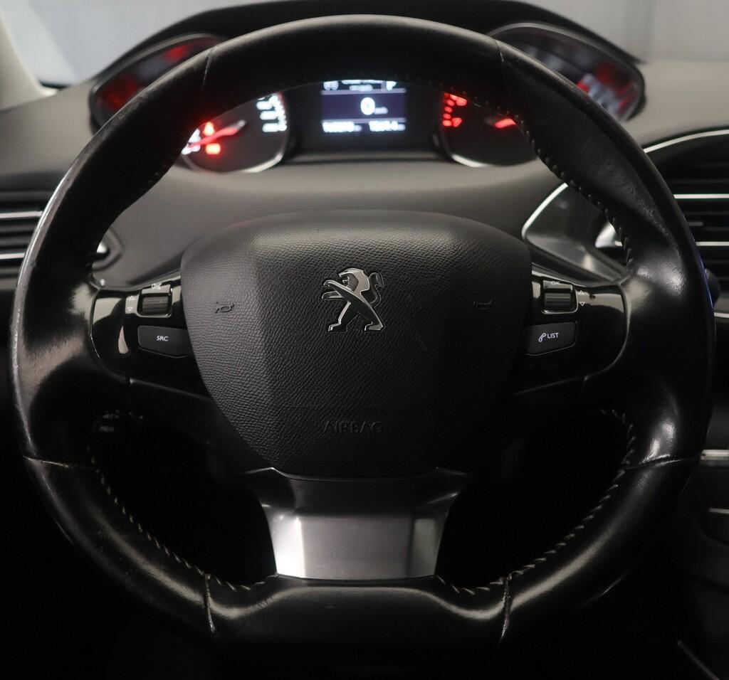 Peugeot 308 vaihtoauto