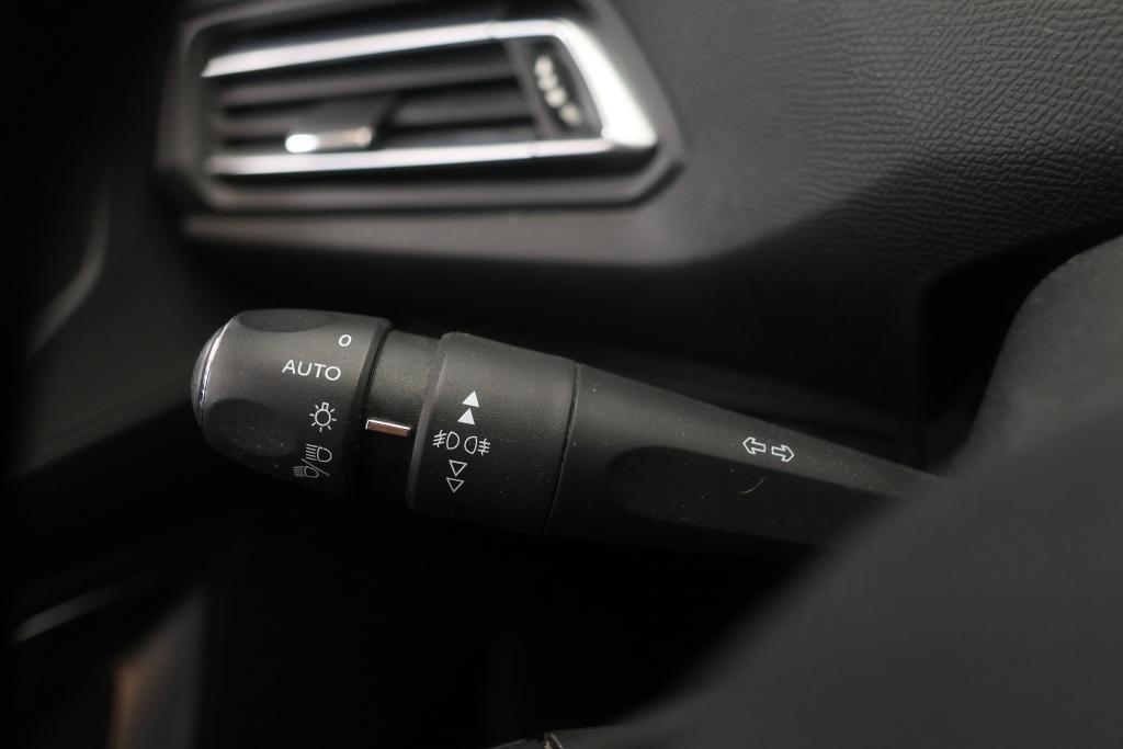 Peugeot 308 vaihtoauto