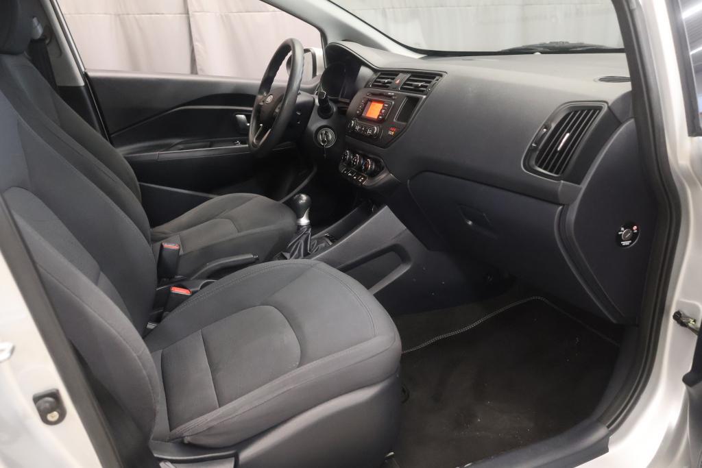 Kia Rio vaihtoauto