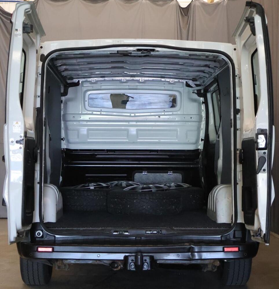 Renault Trafic vaihtoauto