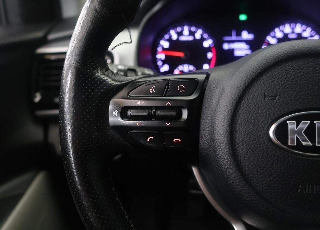Kia Stonic vaihtoauto