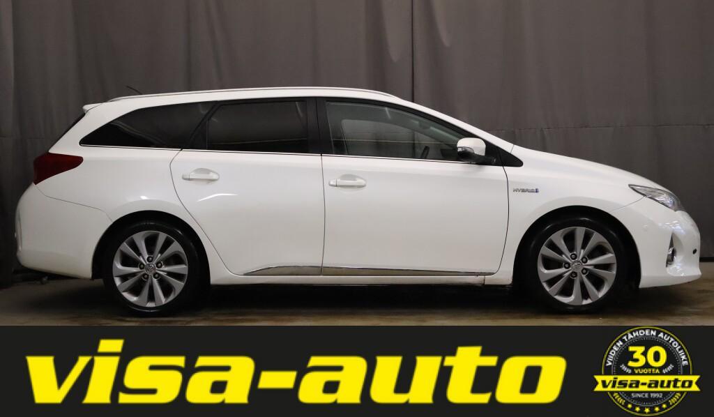 Toyota Auris vaihtoauto