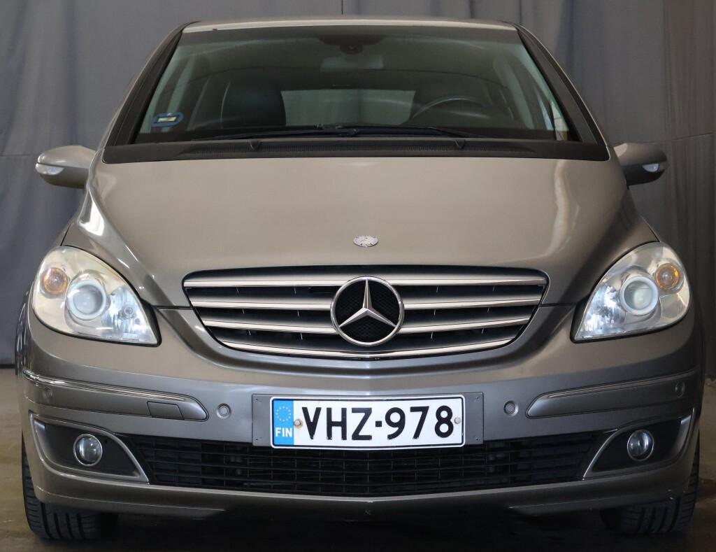 Mercedes-Benz B vaihtoauto