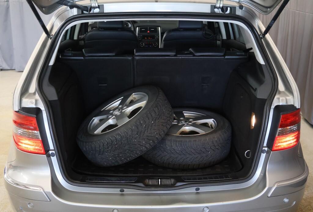 Mercedes-Benz B vaihtoauto