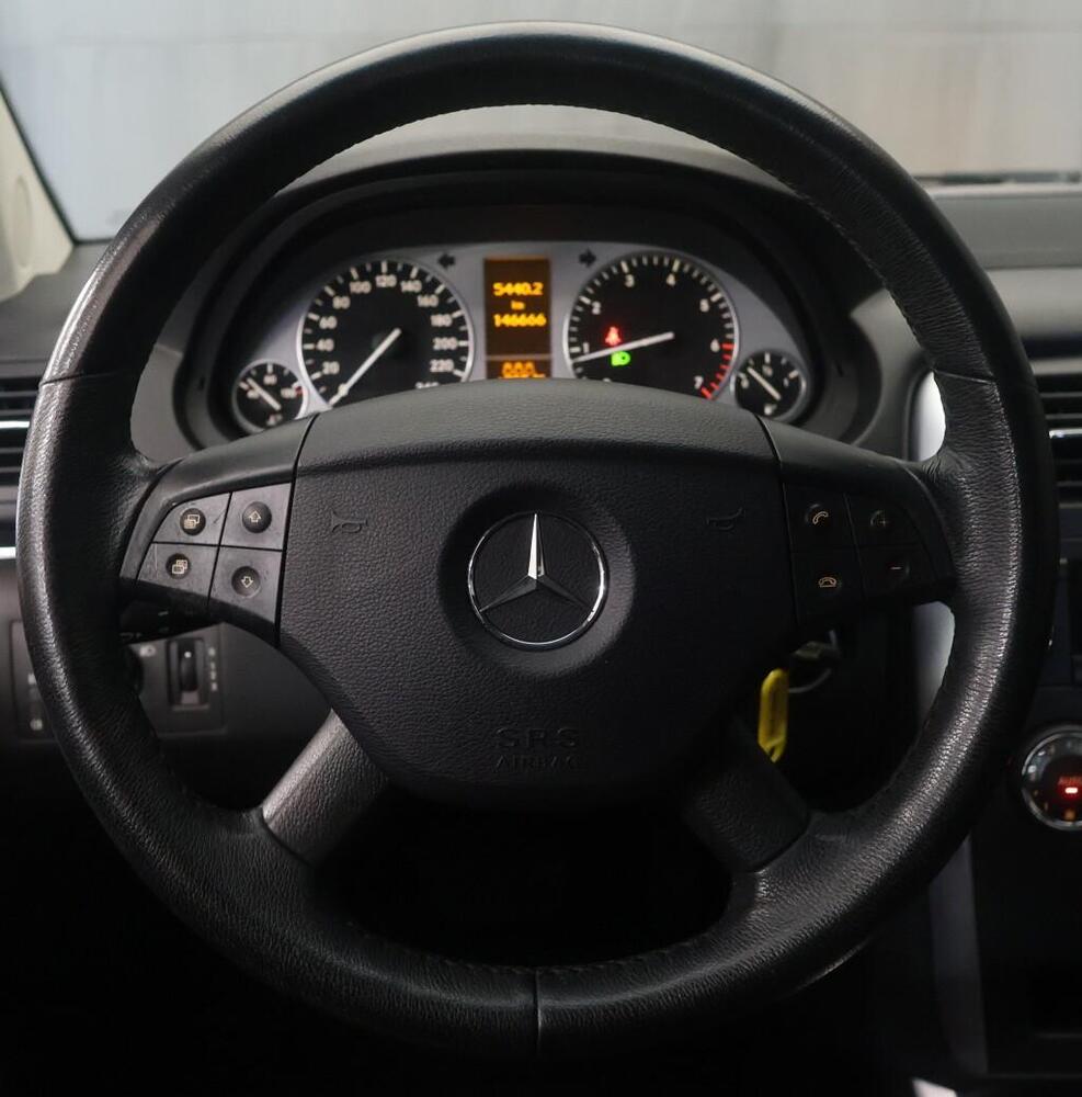 Mercedes-Benz B vaihtoauto
