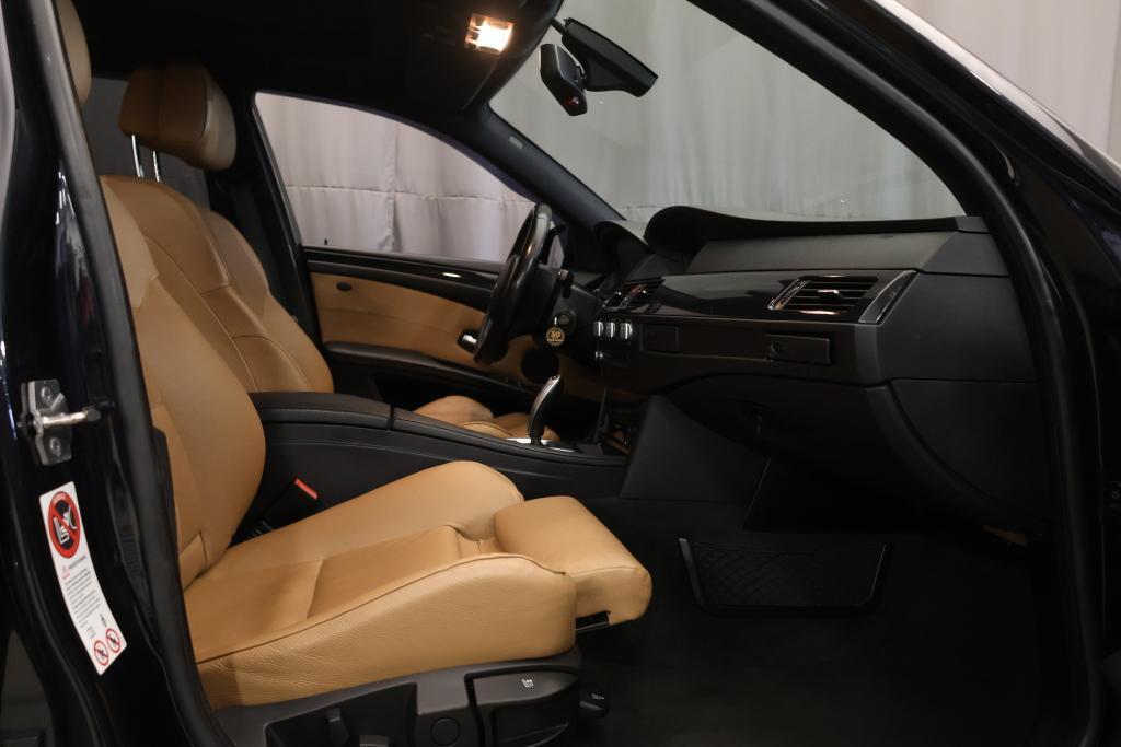BMW 520 vaihtoauto