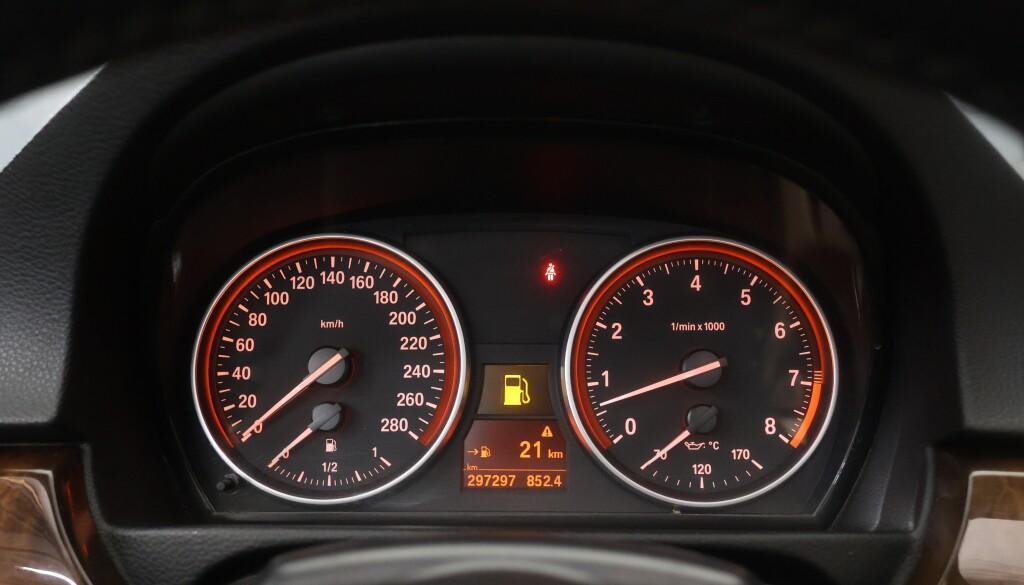 BMW 325 vaihtoauto
