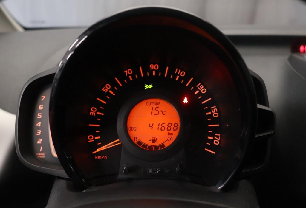 Toyota AYGO vaihtoauto