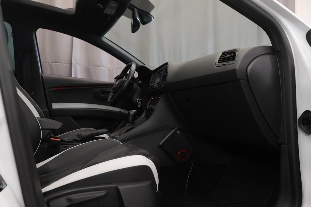 SEAT Leon vaihtoauto
