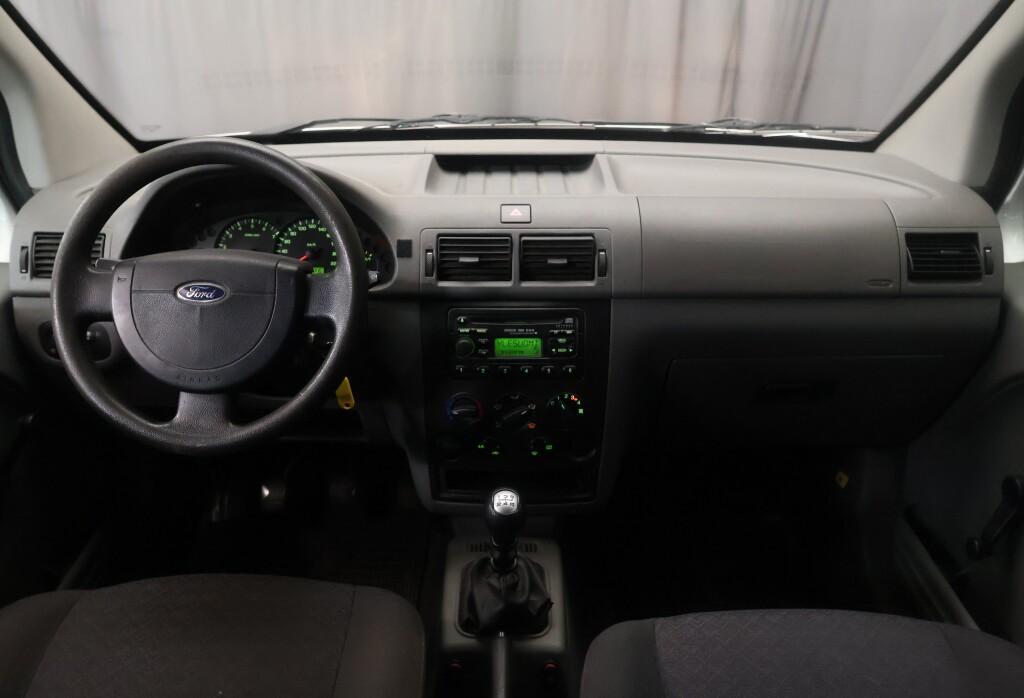 Ford Tourneo Connect vaihtoauto