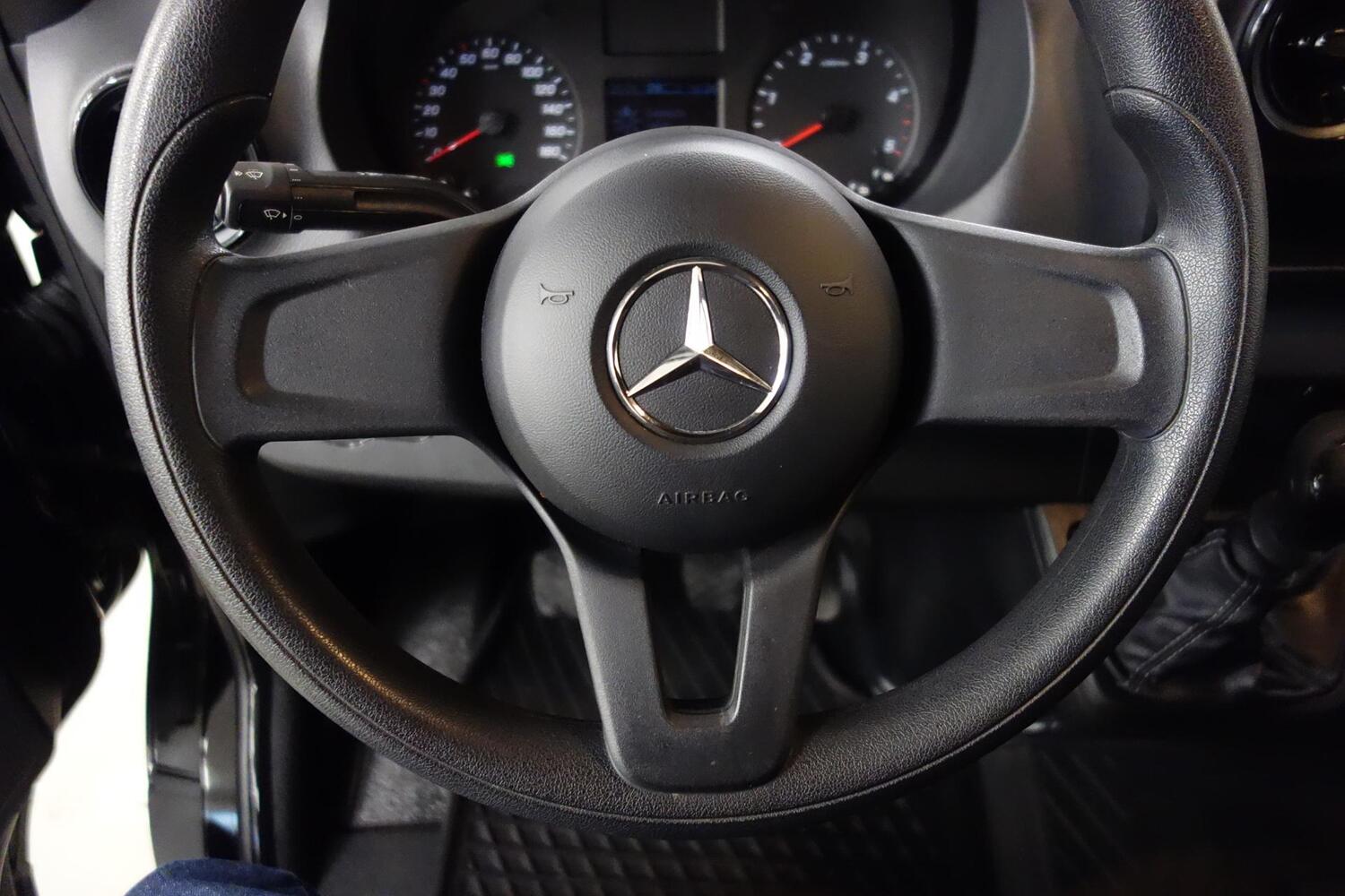 Mercedes-Benz Sprinter vaihtoauto