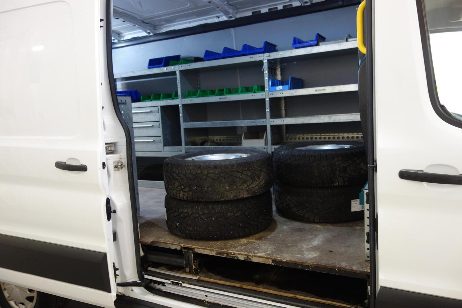 Ford Transit vaihtoauto