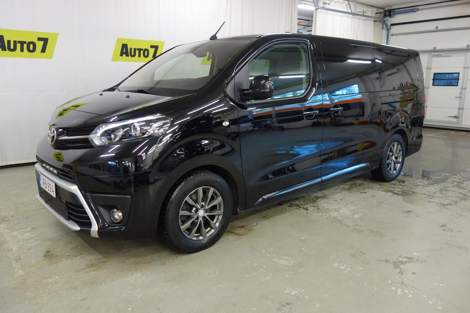 Toyota Proace Verso vaihtoauto