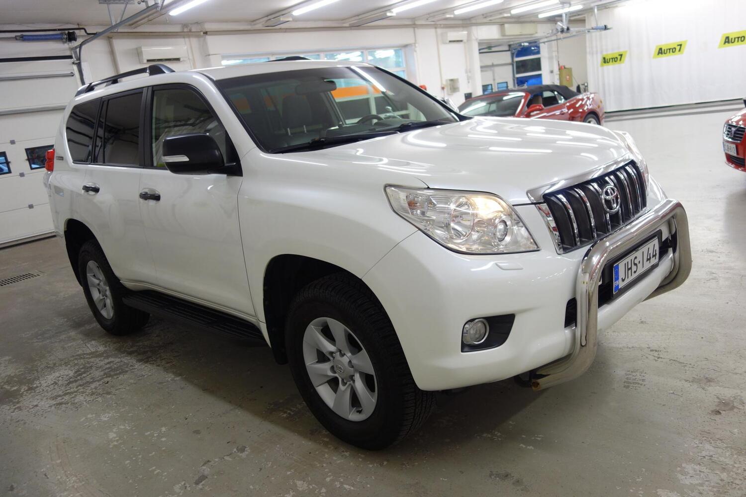 Toyota Land Cruiser vaihtoauto