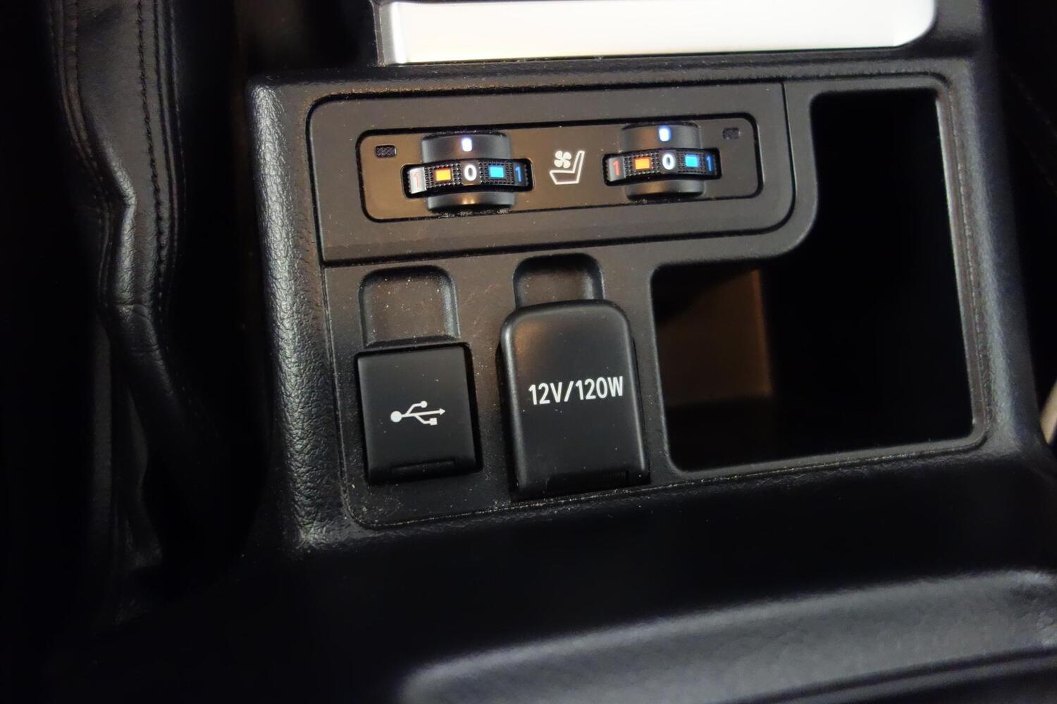 Toyota Land Cruiser vaihtoauto