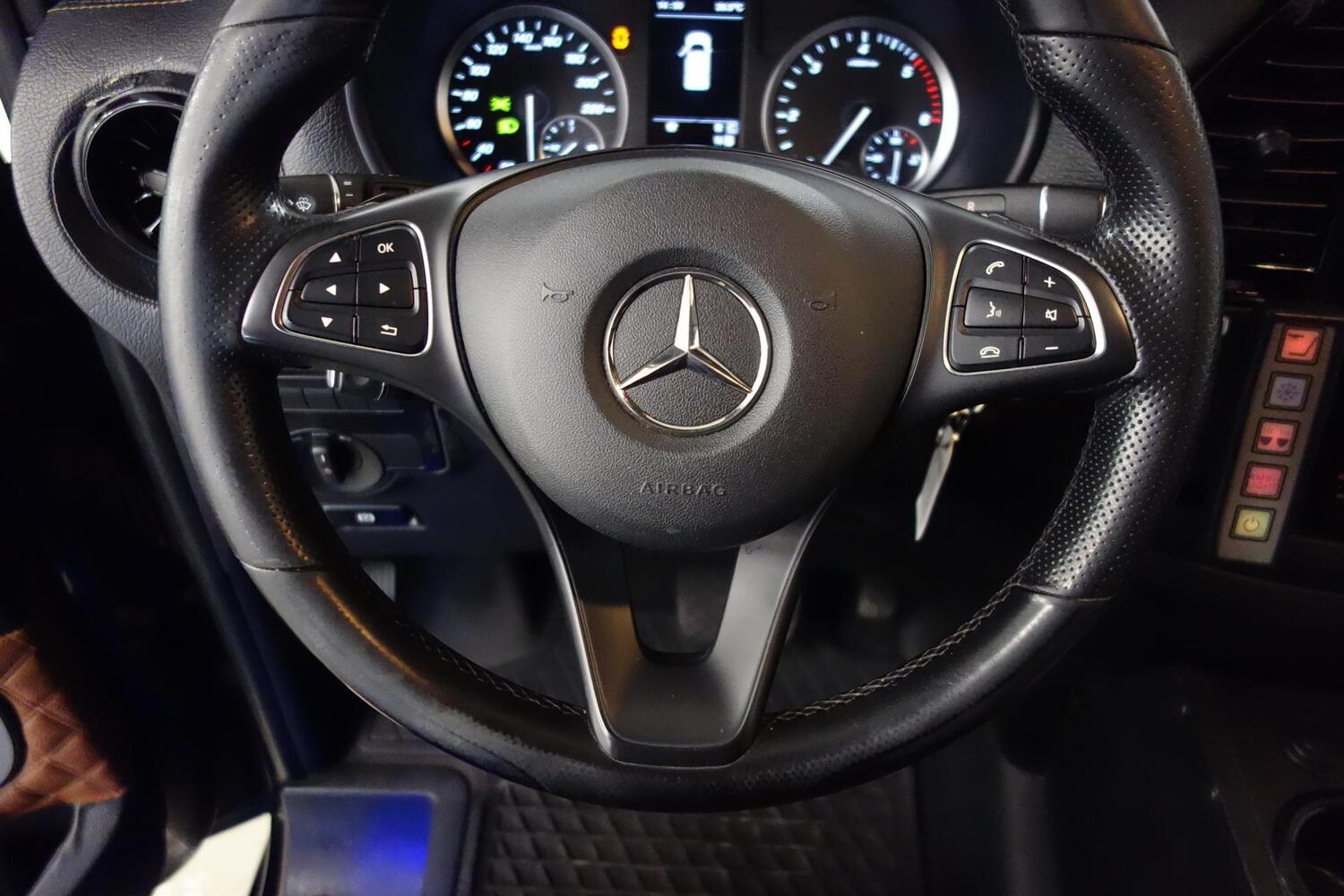 Mercedes-Benz V vaihtoauto