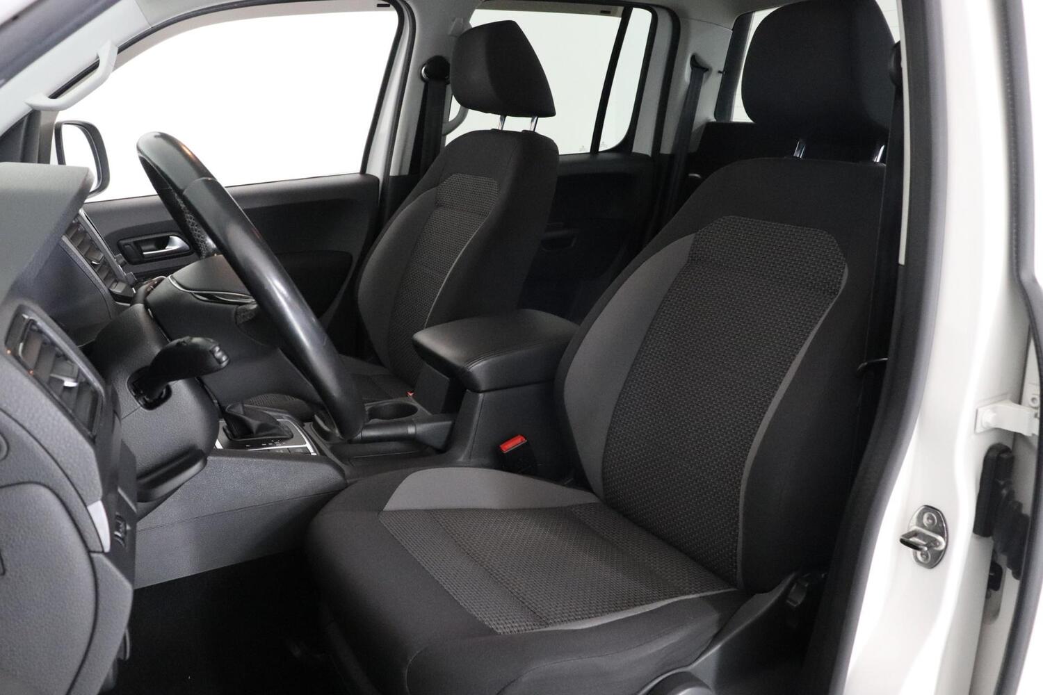 Volkswagen Amarok vaihtoauto