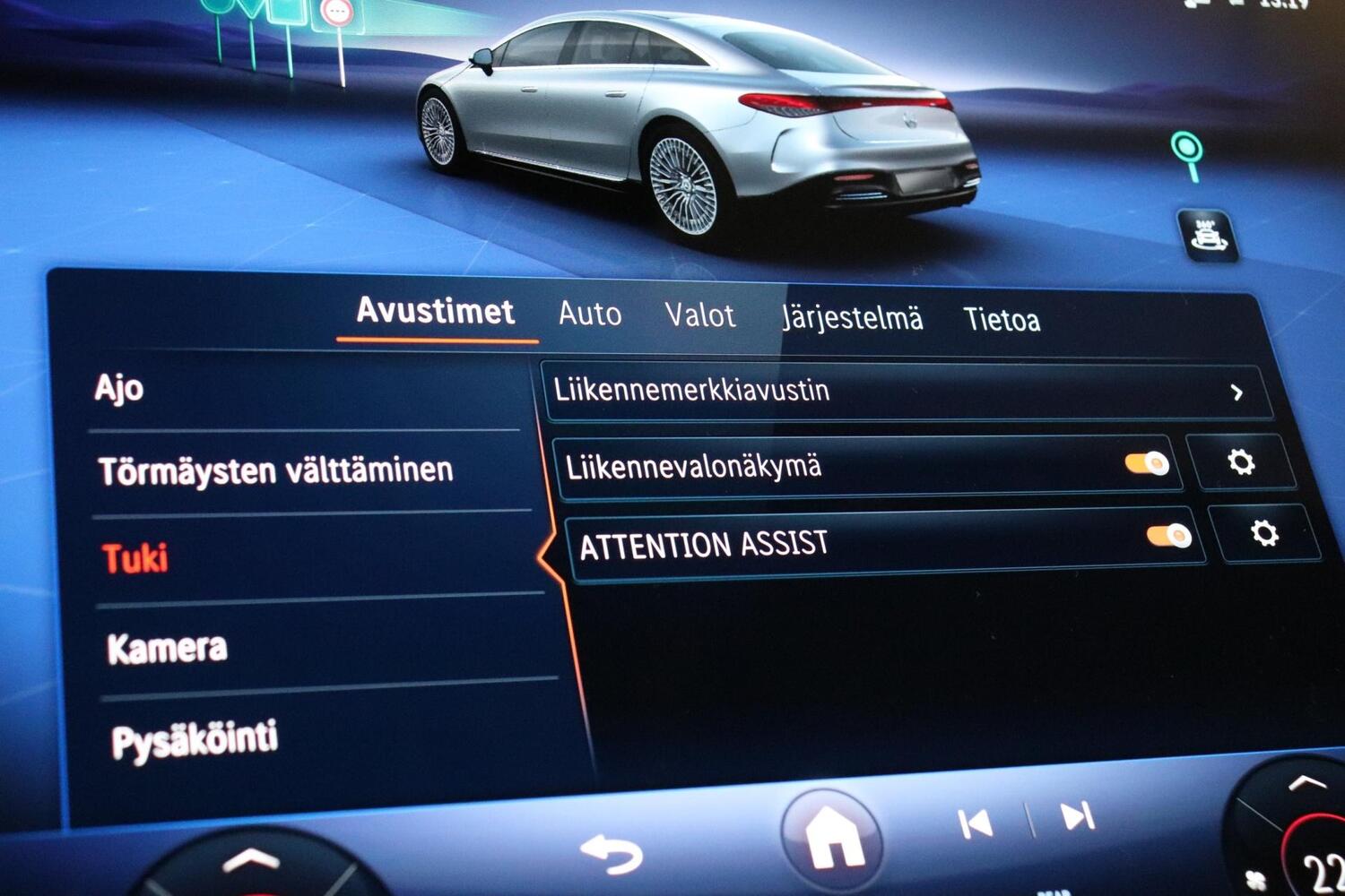 Mercedes-Benz EQS vaihtoauto
