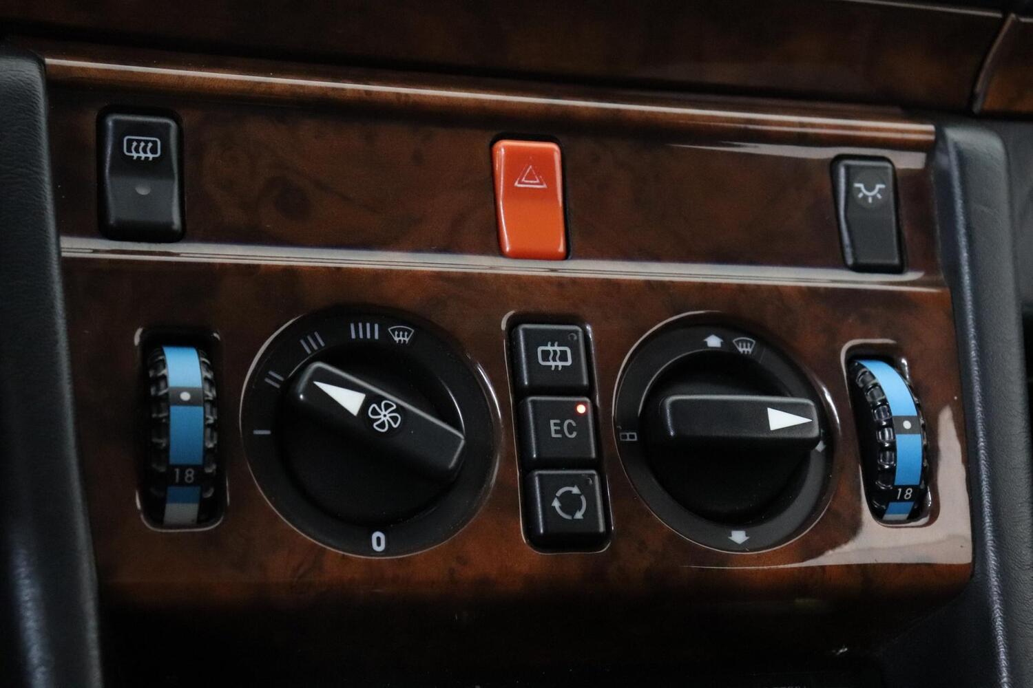 Mercedes-Benz 300 vaihtoauto