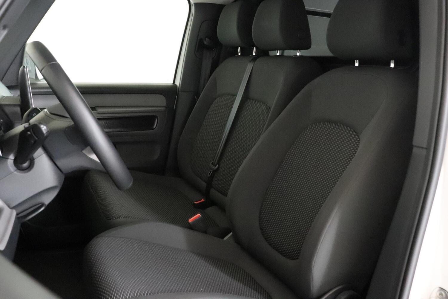 Volkswagen ID. Buzz Cargo vaihtoauto