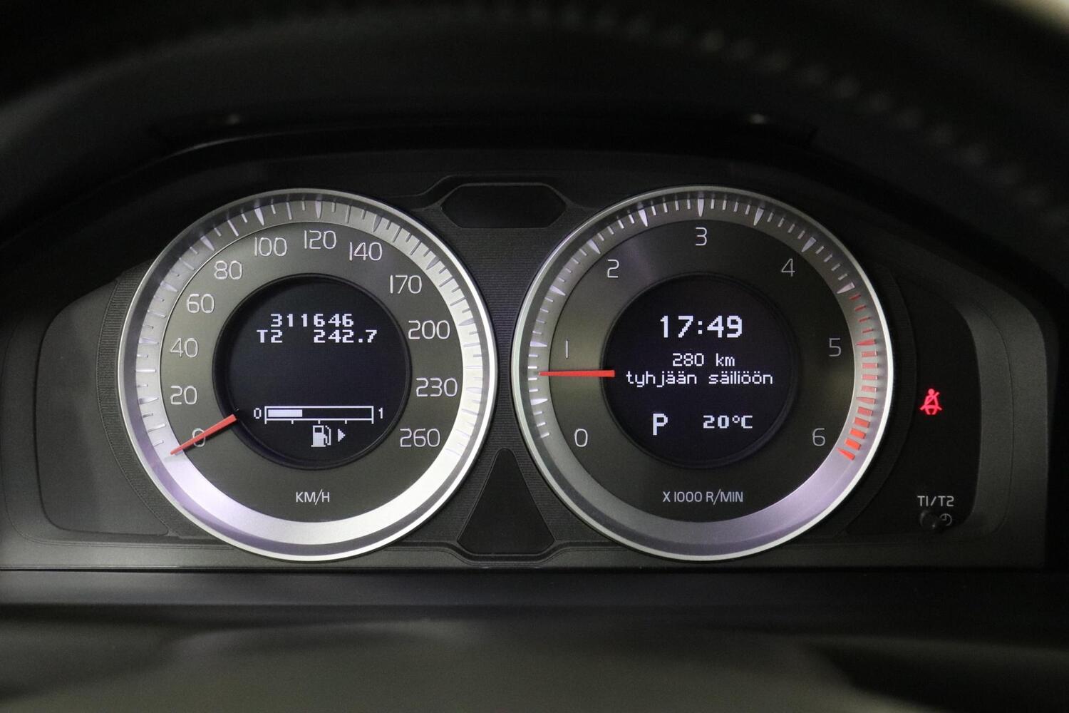 Volvo XC70 vaihtoauto