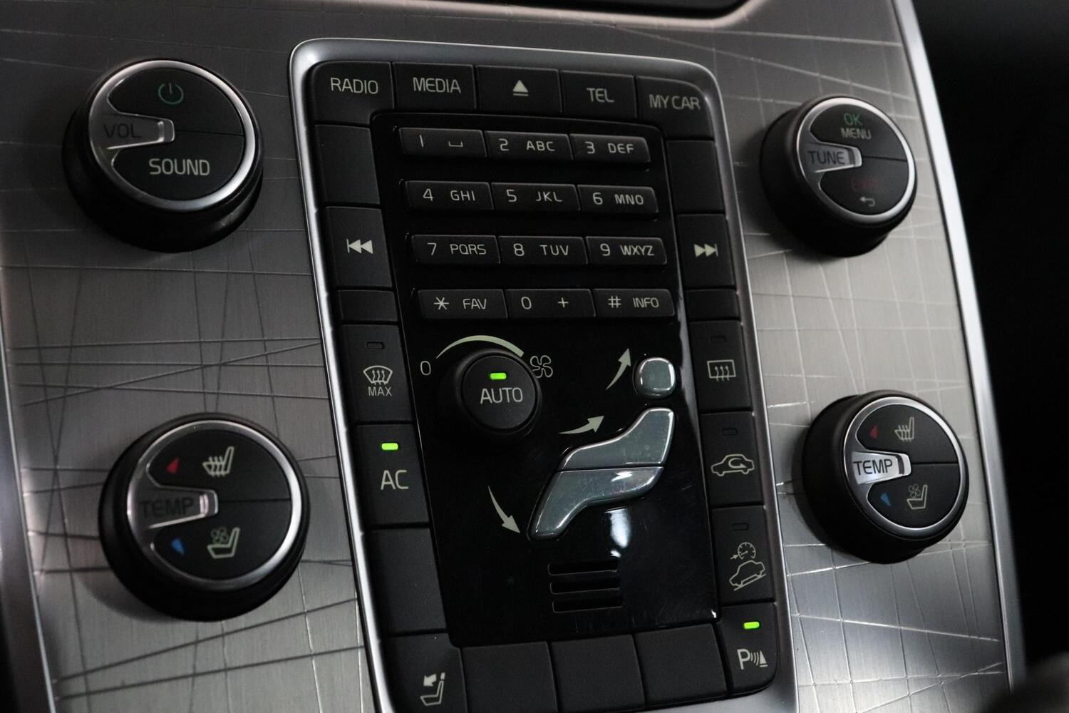 Volvo XC70 vaihtoauto