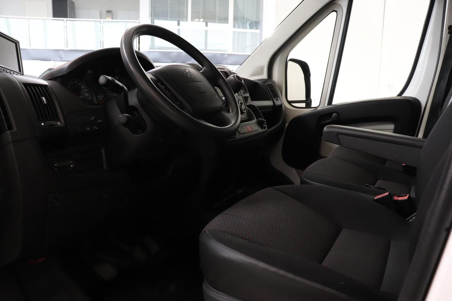Peugeot Boxer vaihtoauto