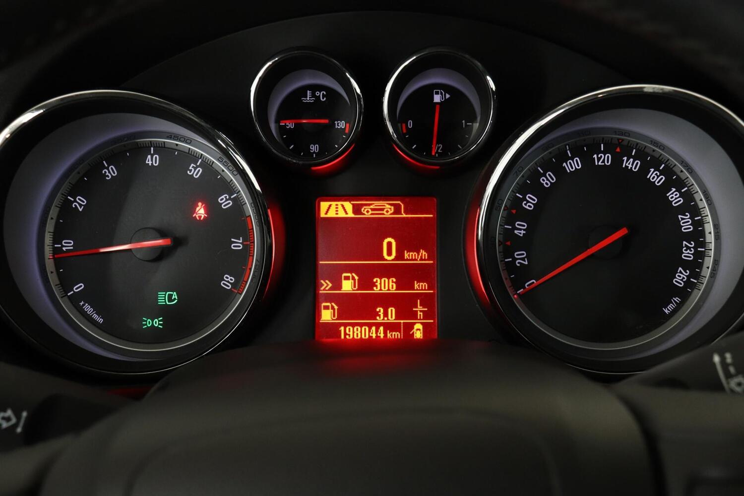 Opel Insignia vaihtoauto