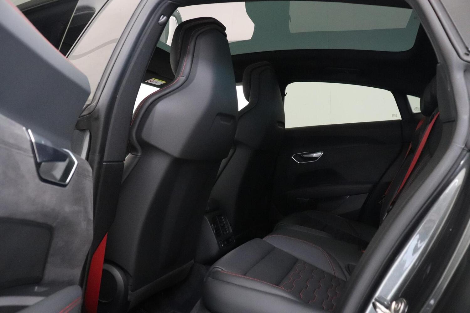 Audi e-tron GT vaihtoauto