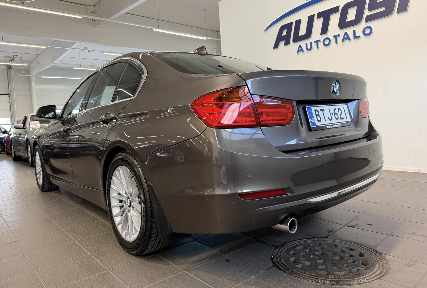 BMW 320 vaihtoauto