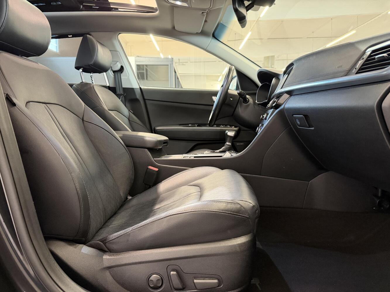 Kia Optima vaihtoauto