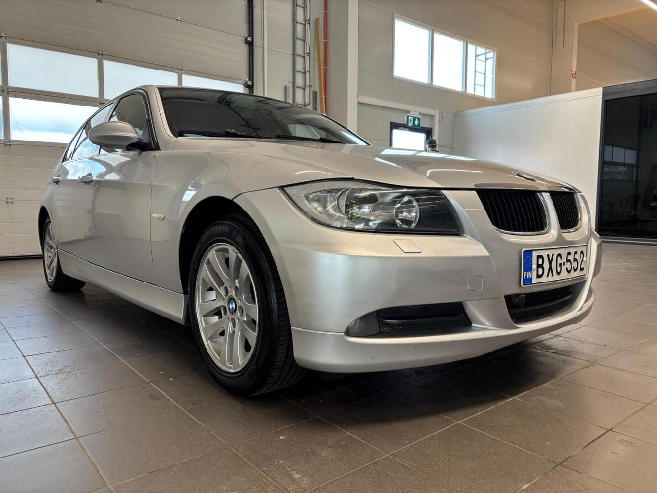 BMW 318 vaihtoauto