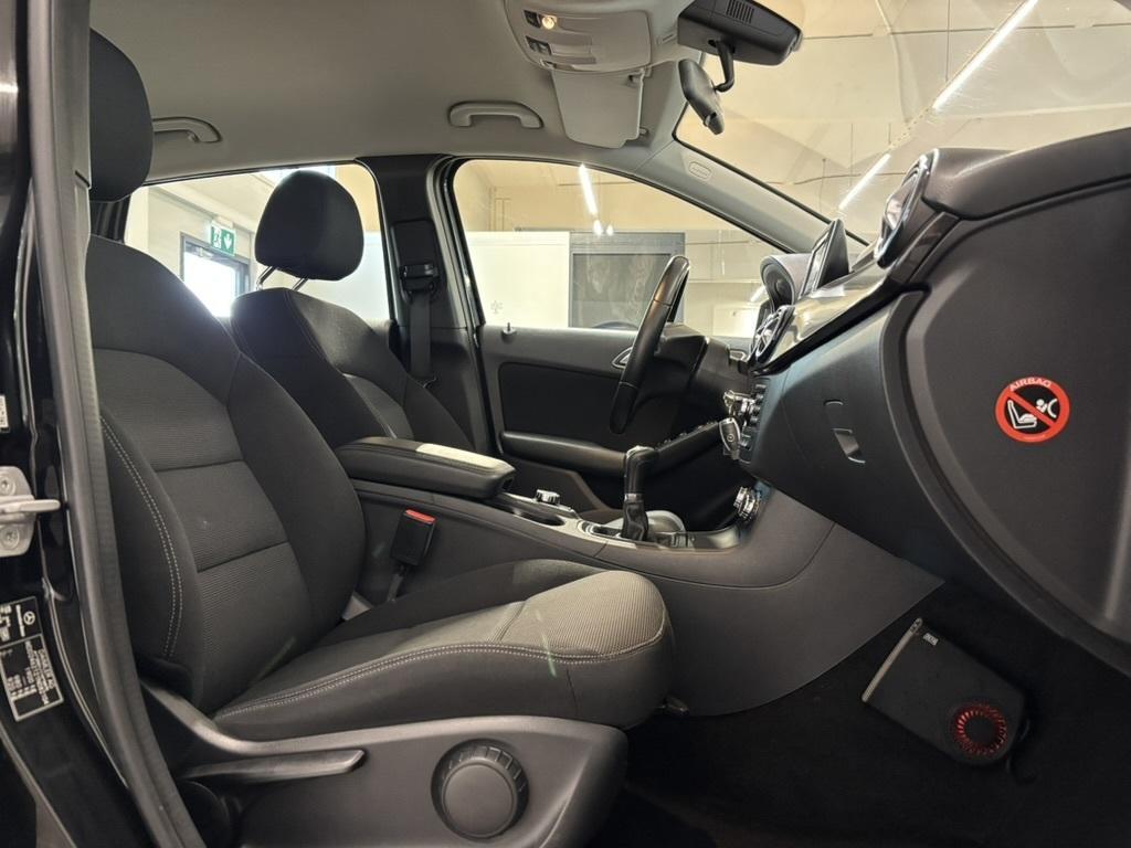 Mercedes-Benz B vaihtoauto