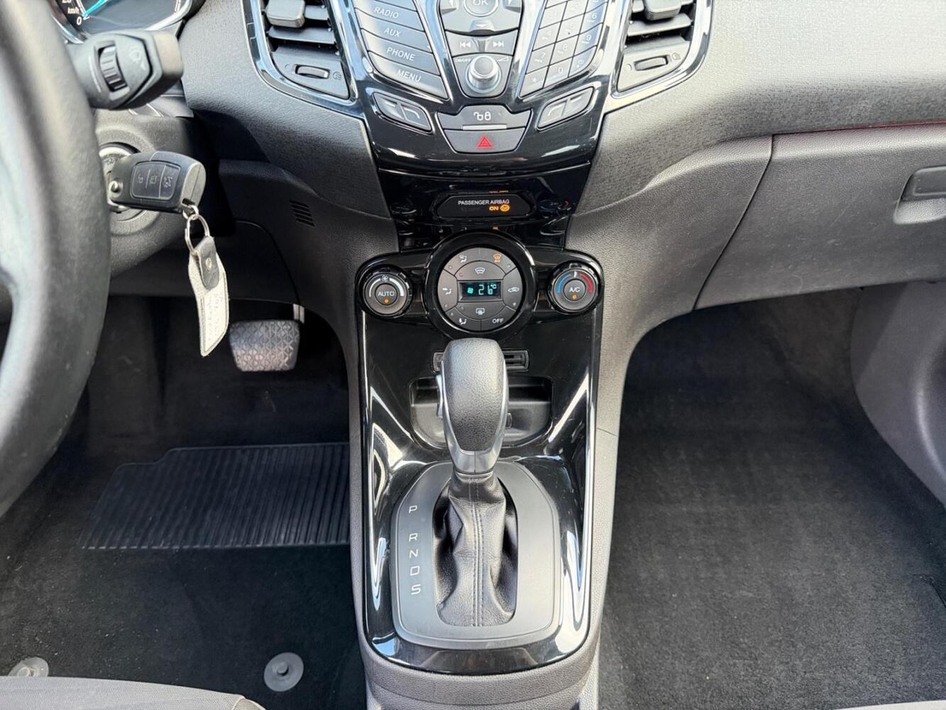 Ford Fiesta vaihtoauto